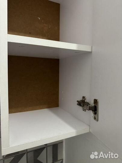 Подвесной шкаф в ванную бу