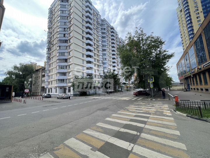 2-к. квартира, 58 м², 9/16 эт.