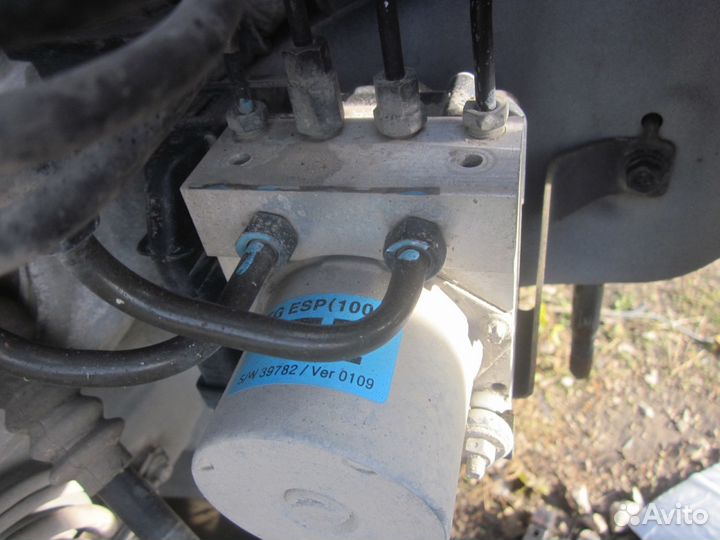 Hyundai Grandeur 4 блок ABS