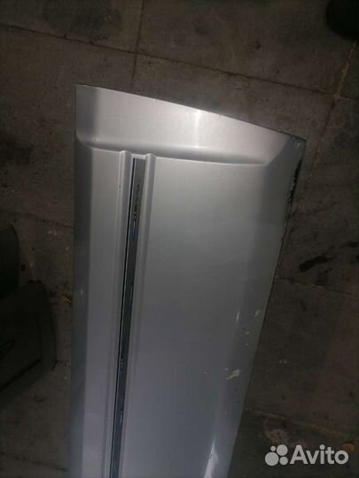 Накладка передней правой двери Ниссан Терано 2