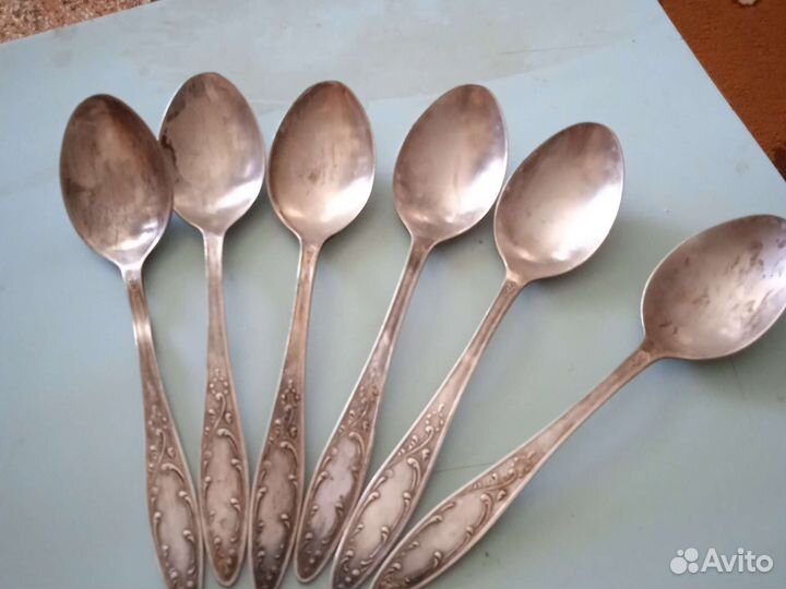 Мельхиоровые ложки,ножи, вилки