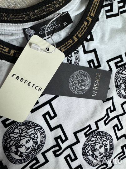 Костюм летний футболка с шортами Versace