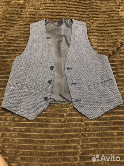 Прдам пакет вещей на мальчика 7 лет