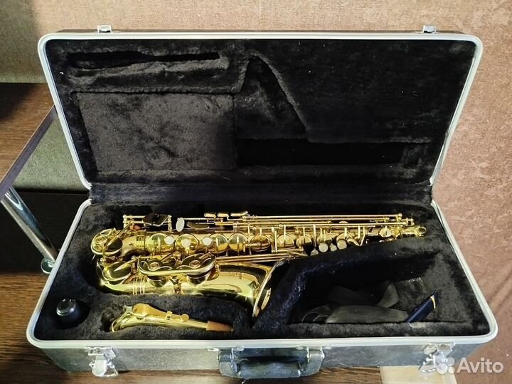 Саксофон альт Stagg 77 SA