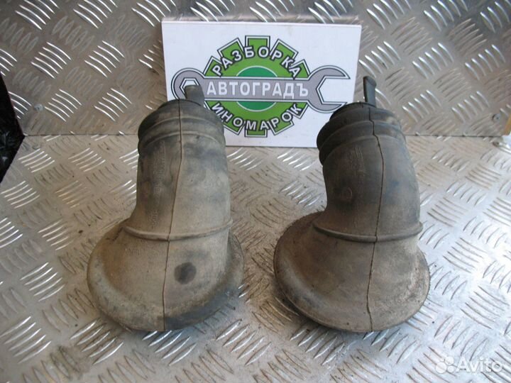 Пыльник рулевого кардана Volkswagen Vento