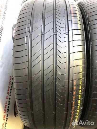 Kumho Majesty Solus KU50 215/55 R17 98W