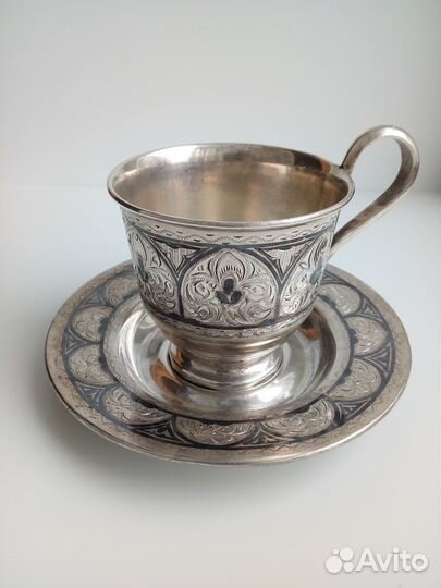 Серебряная чайная пара
