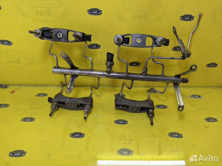 Топливная рампа с форсунками Porsche Cayenne