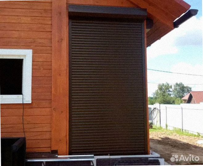 Рольставни на двери