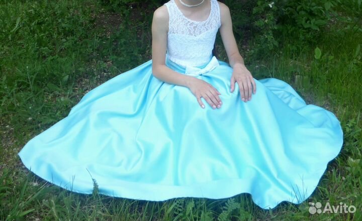 Нарядное платье