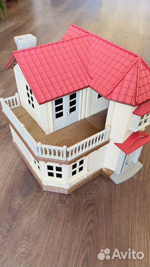 Дом Sylvanian Families со светом, семьи животных