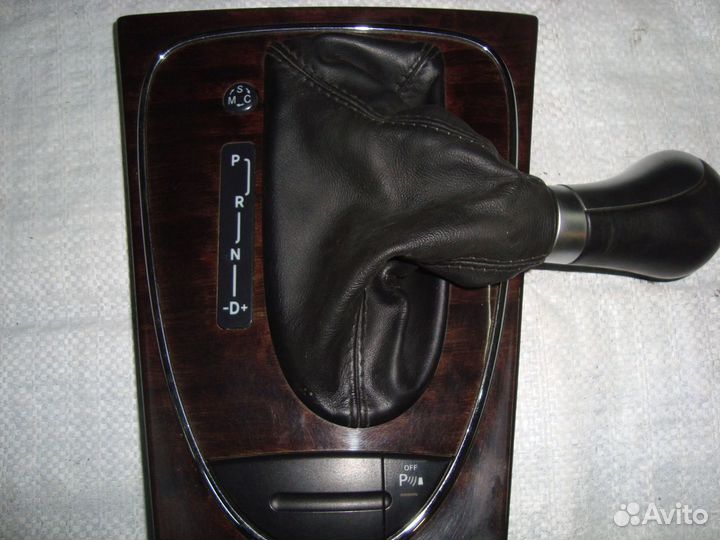 Рукоятка рычага кпп W211 M271 A2112675510