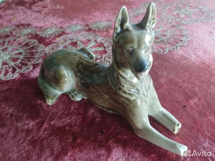 Статуэтка собачка СССР фарфор
