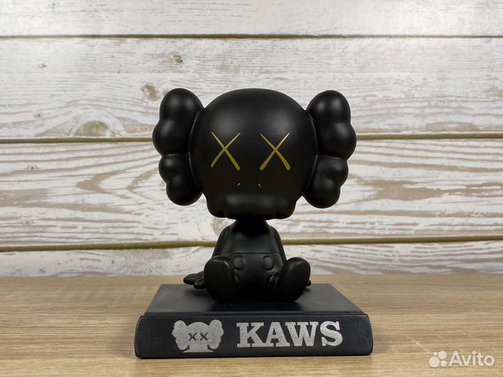 Фигурки kaws коллекционные