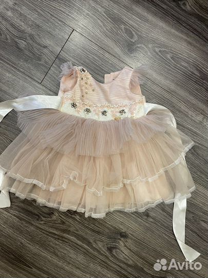 Платье праздничное