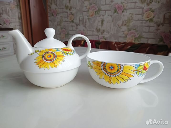 Чайная пара эгоист, чайник и чашка