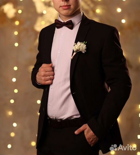 Мужской костюм