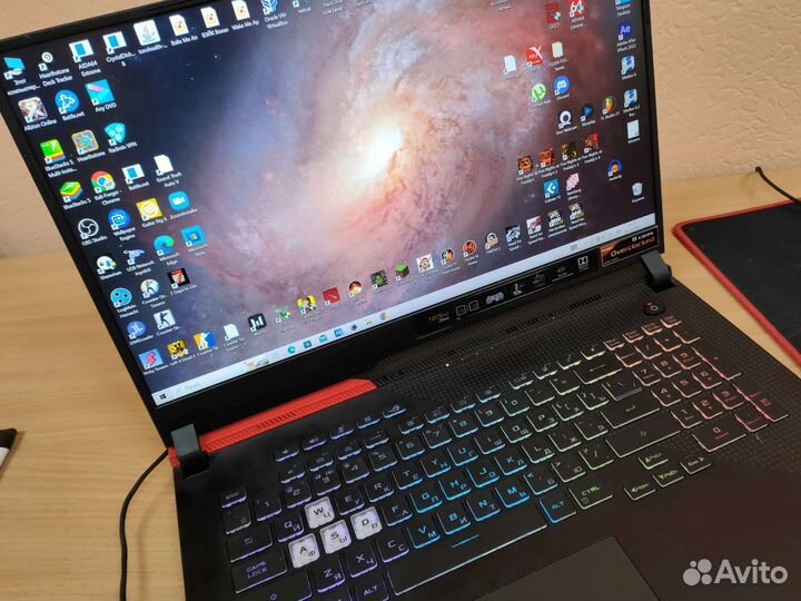 Asus ROG Strix G17 Advantage Edition G713QY-K4002T