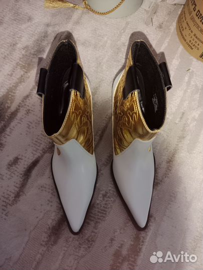 Казаки Zara 37-38 р