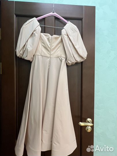 Вечернее платье