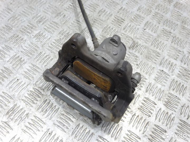 Суппорт тормозной задний левый Мерседес 217 222