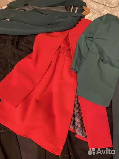 Женские костюмы