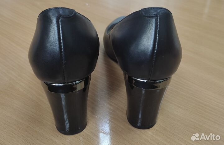 Новые черные кожаные туфли, комфортный лаковый каб