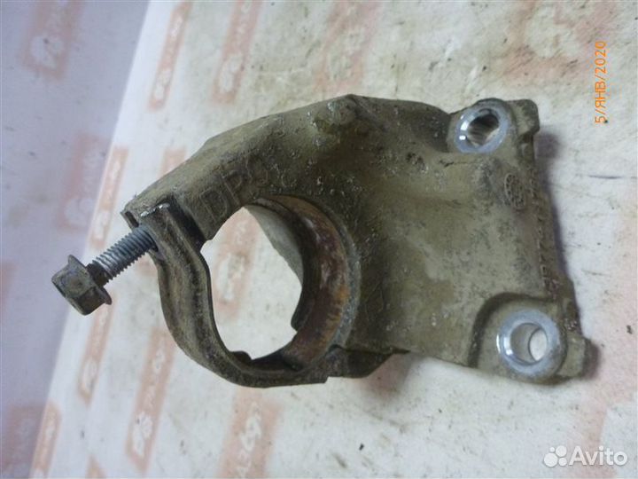 Кронштейн Renault Duster HSM F4R 2013