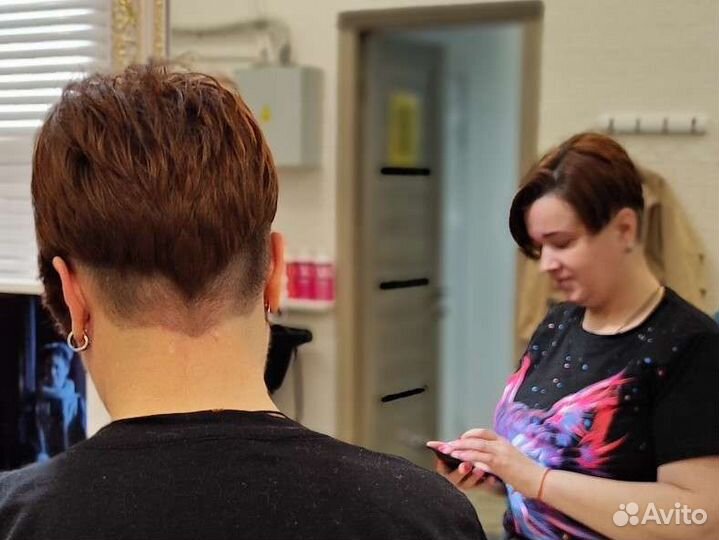 Стрижки, окрашивание в салоне