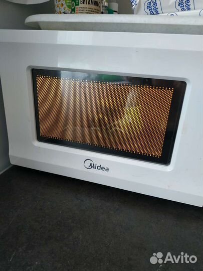 Микроволновая печь Midea