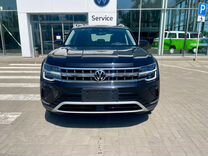 Новый Volkswagen Teramont 2.0 AT, 2023, цена от 7 949 000 руб.