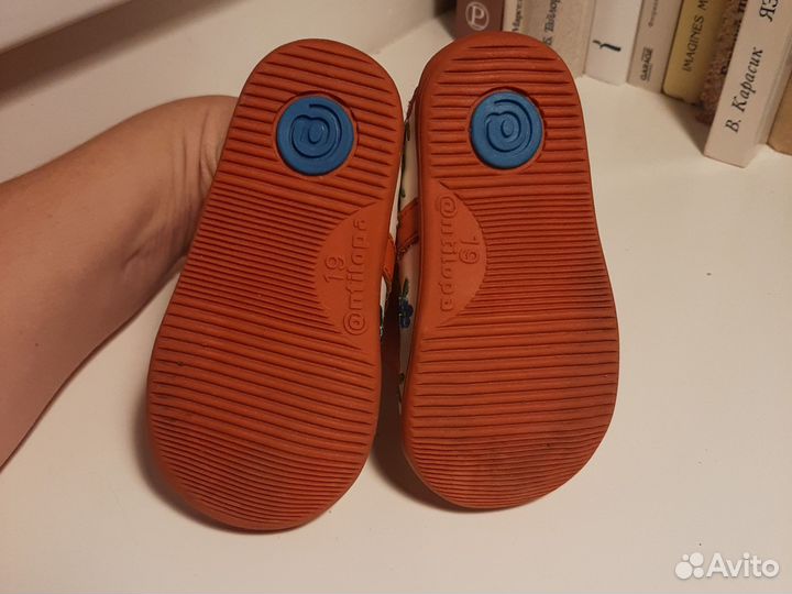 Босоножки для девочки antilopa 19