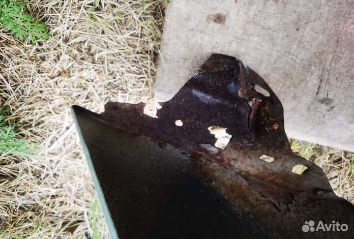 Крыло левое Фф2 рест (moondust silver)