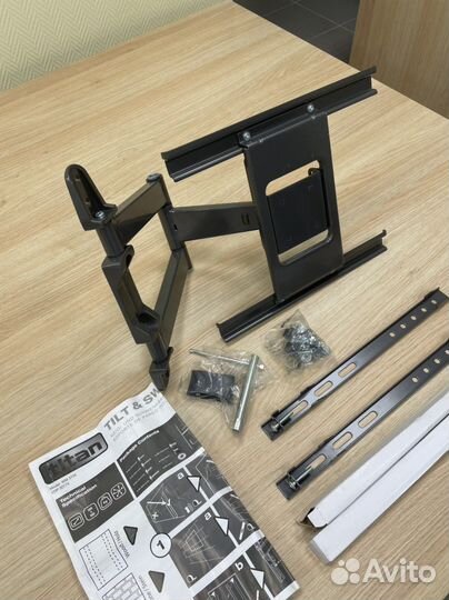 Кронштейн Vivanco Large для экранов от 66 до 94 см