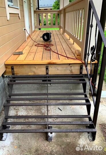 Лестничный каркас под ключ