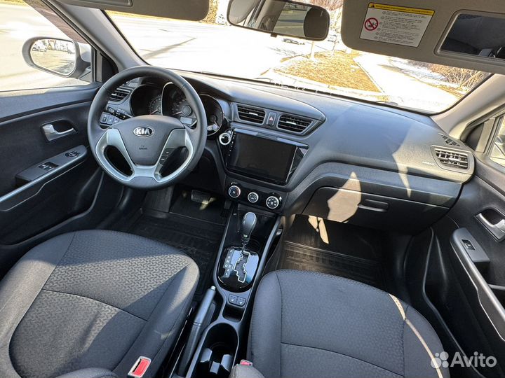 Kia Rio 1.4 AT, 2015, 80 000 км