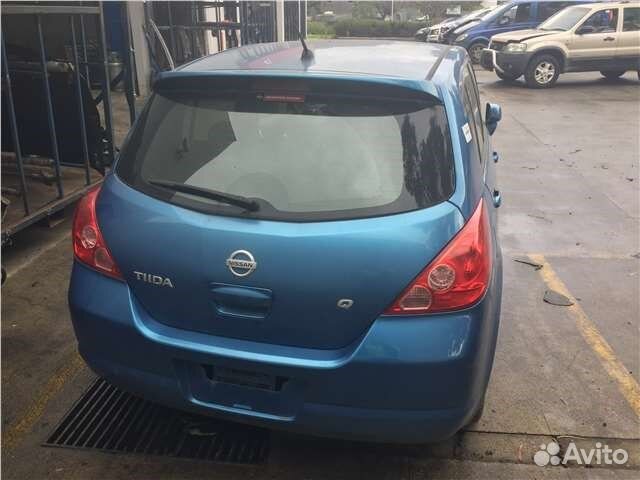 Разбор на запчасти Nissan Tiida