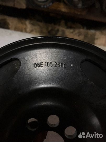 Шкив Коленвала Audi 3.2fsi 06Е105251С