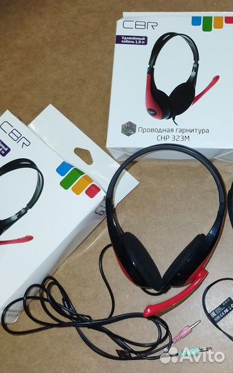 Наушники с микрофоном, новые