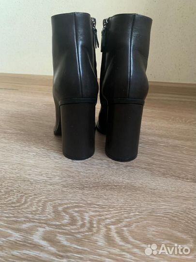 Оригинал. Ботильоны женские casadei 36 размер