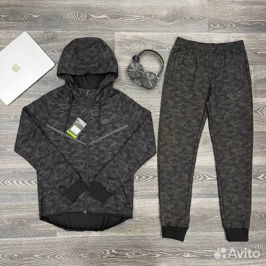 Костюм Nike Flex