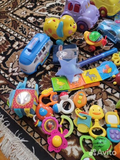 Развивающие игрушки пакетом до 1 года