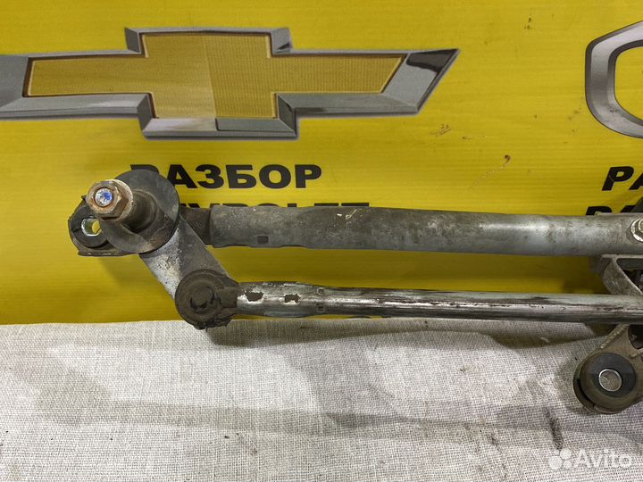 Трапеция дворников Шевроле cruze