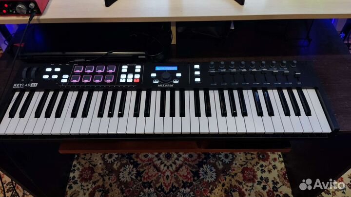 Midi-клавиатура Arturia KeyLab Essential 61