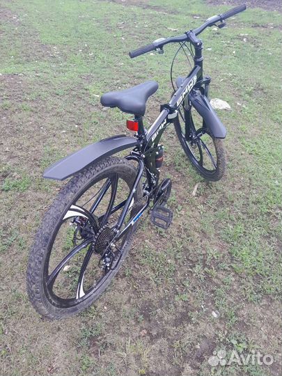 Велосипед на литых дисках bmw