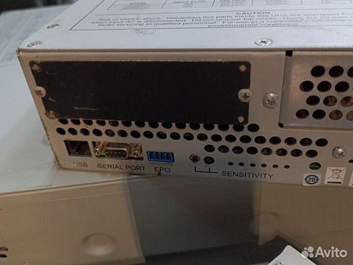 Ибп APC Smart-UPS SUA3000RMI2U