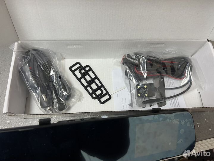 Зеркало регистратор с камерой заднего вида