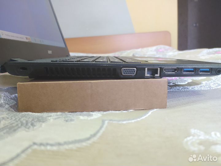 Ноутбук Acer Extensa 2511G