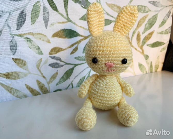 Зайчик символ года 2023 пасхальный кролик