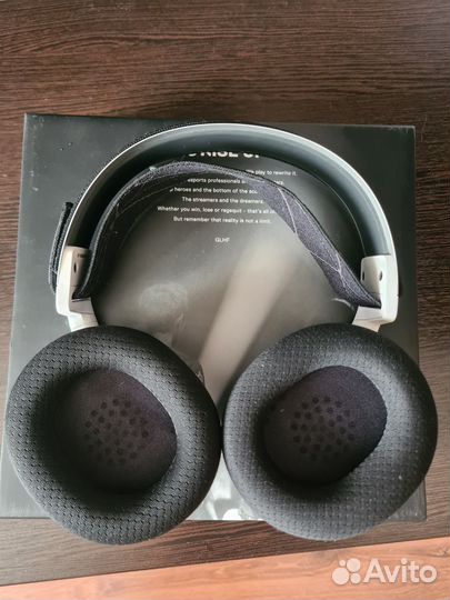 Беспроводные наушники steelseries arctis 7